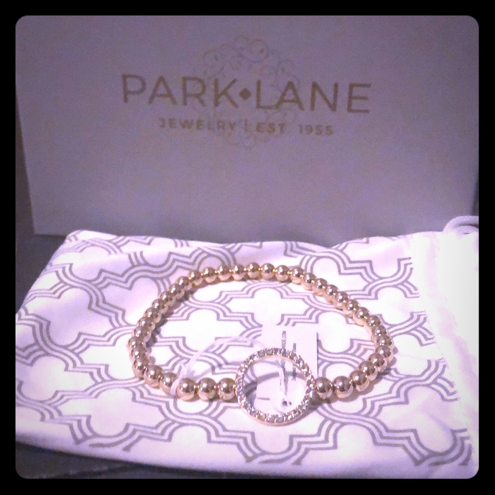 Got it at an auction. Brand new never worn.